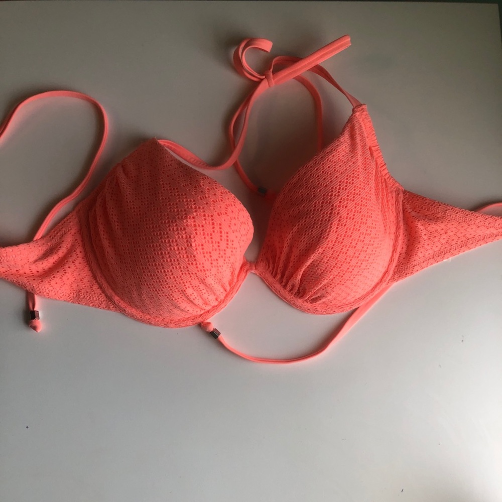 Bikini top